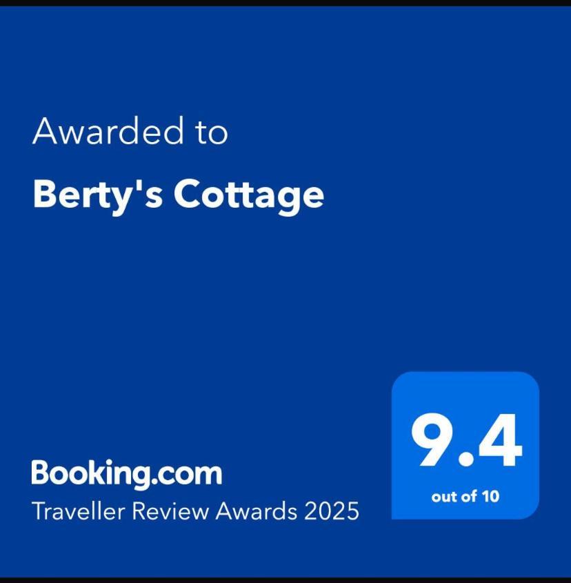 Berty'S Cottage Τζάφνα Εξωτερικό φωτογραφία